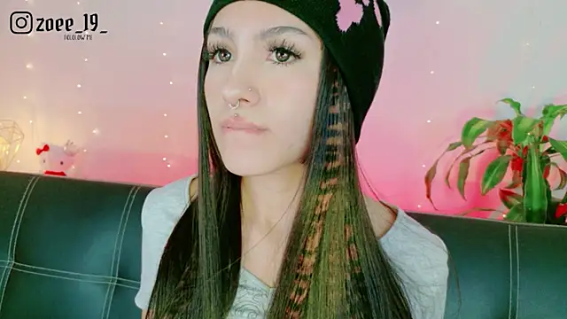 cuteezoe – Naživo XXX chat