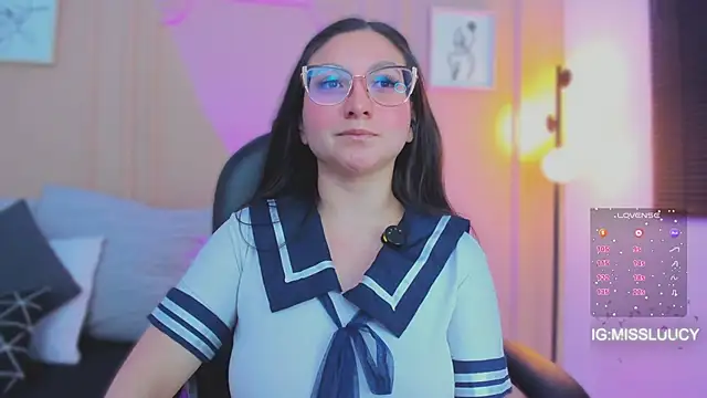 Chat XXX en directo de lucy_neil