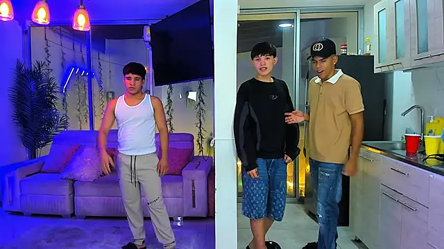 Houseofwarrios' Live XXX Chat