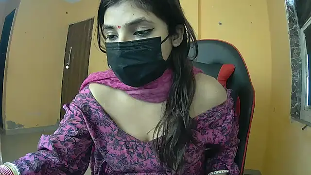 callmeshreya Adlı Modelin Canlı XXX Sohbeti