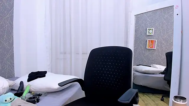 ViictoriiaSaenz Chat XXX live