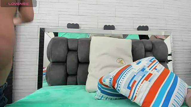 Chat +18 de allice_green ao vivo