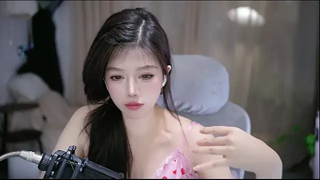 Chatroom XXX en direct de Cecily