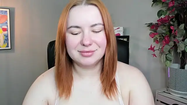 LAYLAxSTAR Chat XXX in diretta