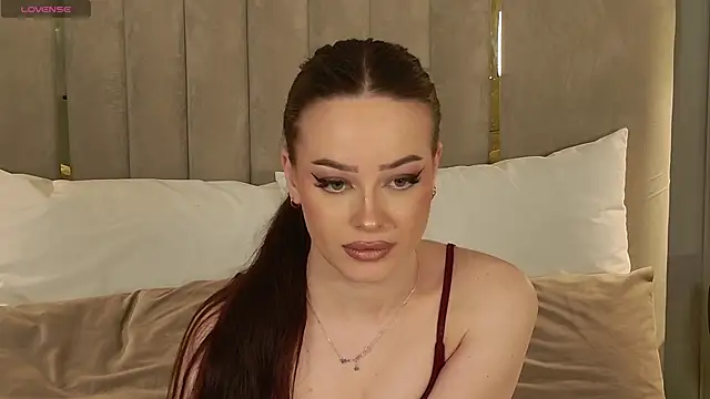 AnneSand: онлайн-секс-чат