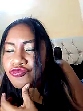 rosmery-navarro webcam show