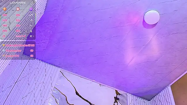 Maile_Tay Chat XXX in diretta