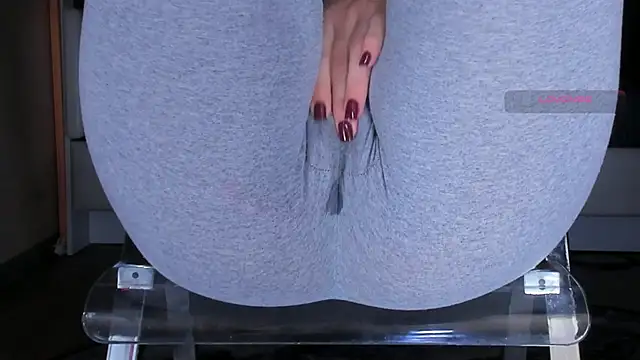 Cameltoe_squirt_inPants Adlı Modelin Canlı XXX Sohbeti