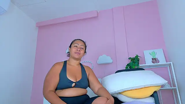 SeleneGibson__ 即時 XXX 聊天