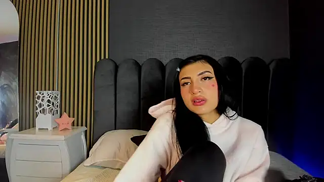 Nicolette_ks_のライブXXXチャット