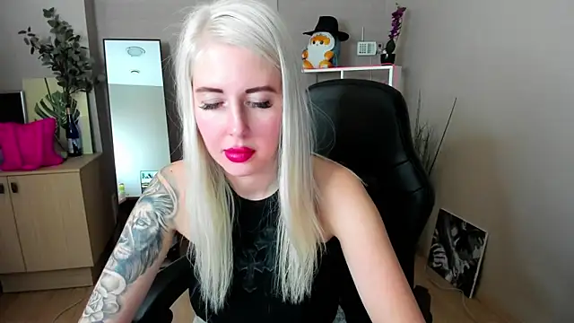 Mermaid_N Adlı Modelin Canlı XXX Sohbeti