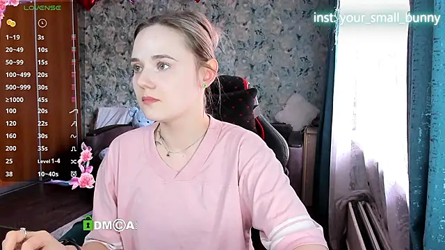 Your_small_bunnyのライブXXXチャット