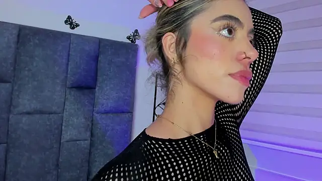 Violetta_Ficher Chat XXX live