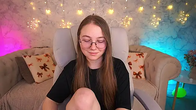 ArrinaWairr Adlı Modelin Canlı XXX Sohbeti