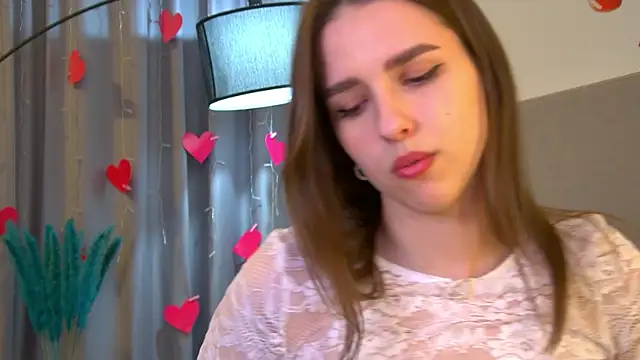 AliceAtkins live XXX chat