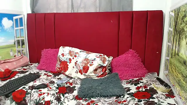 HipsDontLieX95: онлайн-секс-чат