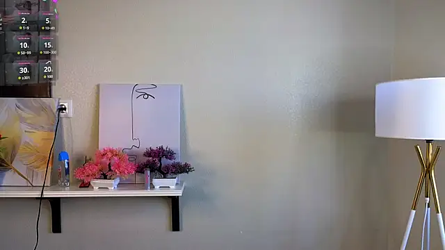 RoseliaLocatelli 现场XXX聊天