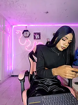 Pokazy przed kamerką – Violeta_R_