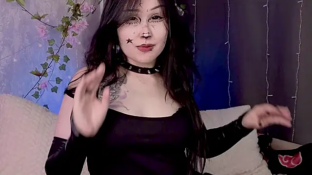 ThoraHaringのライブXXXチャット