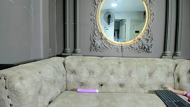 ariana_pocahontasn Live XXX chat