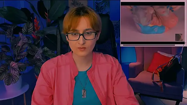 LixeLuna Adlı Modelin Canlı XXX Sohbeti