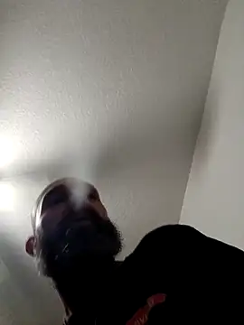 tainted95's Live XXX Chat