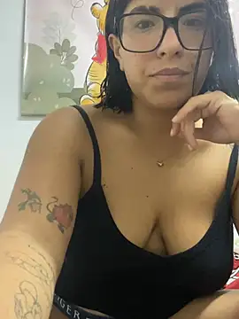 Chat XXX ao vivo de morochaailu