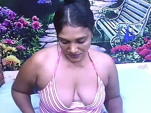IndianSexyLady20 现场XXX聊天