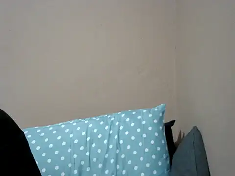 bellachow10 live XXX chat