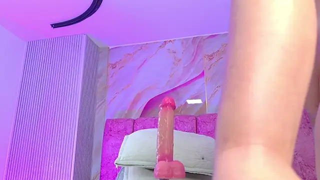 emmacurvyn Live XXX chat