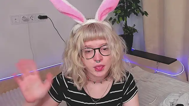 XXX chat uživo modela EdythElswick