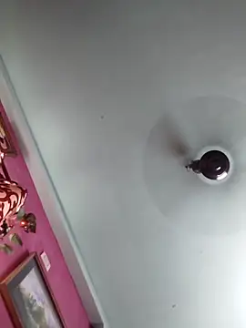 pinkisaha75: απευθείας συνομιλία ΧΧΧ