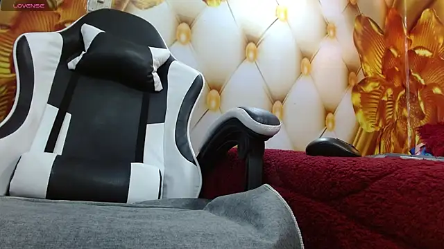 isabella_barbie: απευθείας συνομιλία ΧΧΧ