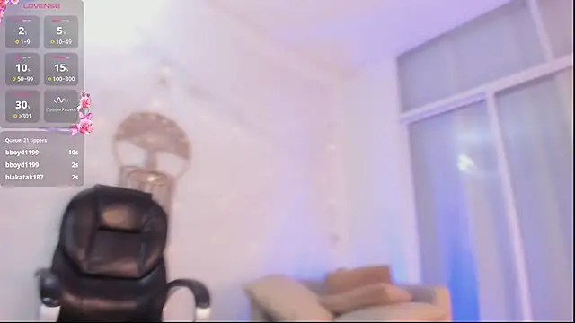 عرض كام Ginni_charlotte