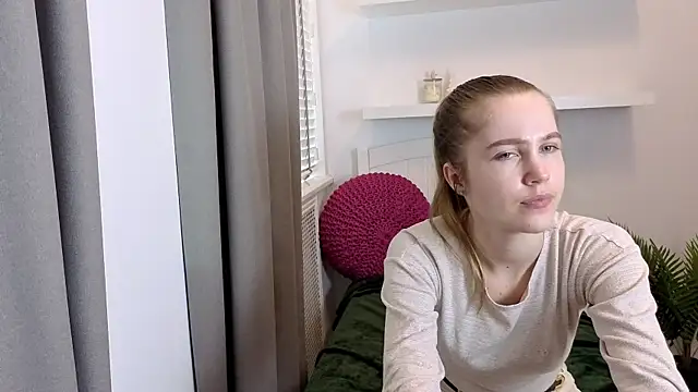 Just_L0VE_me's Live XXX Chat