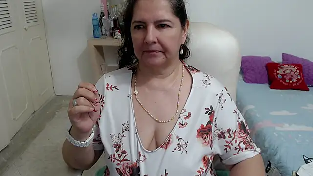 Chat XXX Live leonela_69