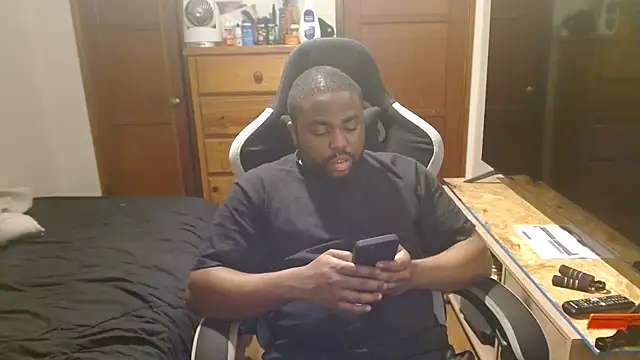 Breadwinnah webkamerás műsora