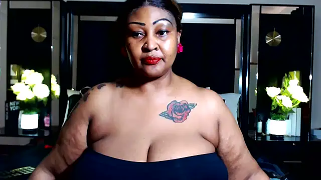 โชว์เว็บแคมของ MONSTERTITS44DDD