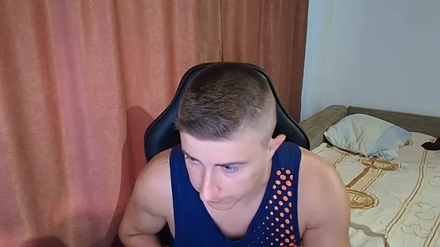 TodMuscle9 Chat XXX in diretta