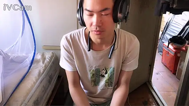 dyjdddttj Show Webcam