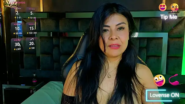 Aniajoness_'s Live XXX Chat