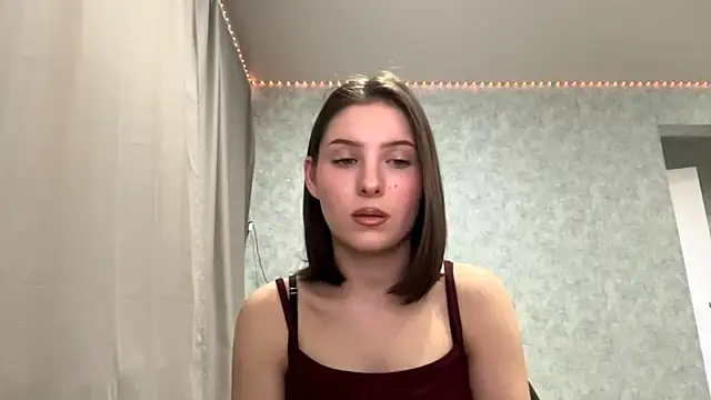 FoxieFlare's Live XXX Chat