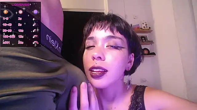 Онлайн чат XXX dark__nymph