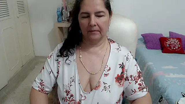 leonela_69 – Live XXX-chat