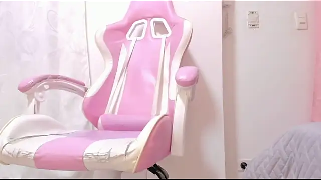 แชท XXX สดของ nicol_fury