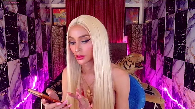 SeductiveSamanthaTS' Webcam Show