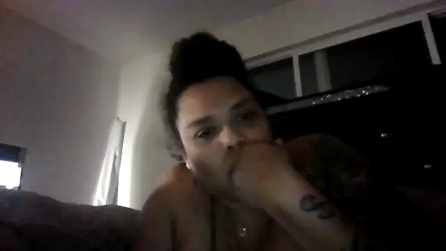 OnlyOneMeeks' Live XXX Chat