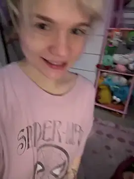 Cutiepiespanks' Live XXX Chat