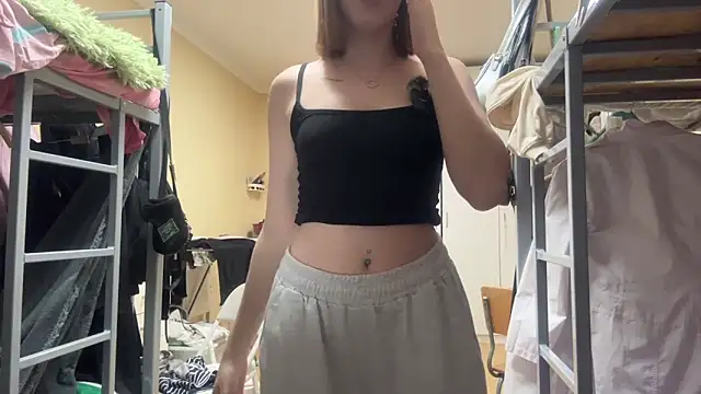 AquilineOrites 现场XXX聊天