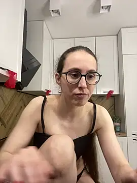 Chat +18 de MartiniiSelenna ao vivo